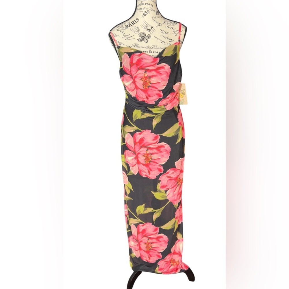 Persaya Strap adjustable Black Dress with Pink Floral Design. NWT.  Size large
